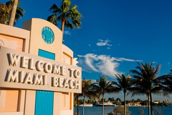 Cartel de bienvenida a Miami Beach