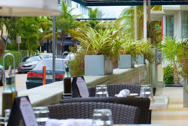 South Beach outdoor dining