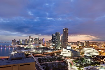 Hotelzimmer-Ausblick in der Innenstadt von Miami