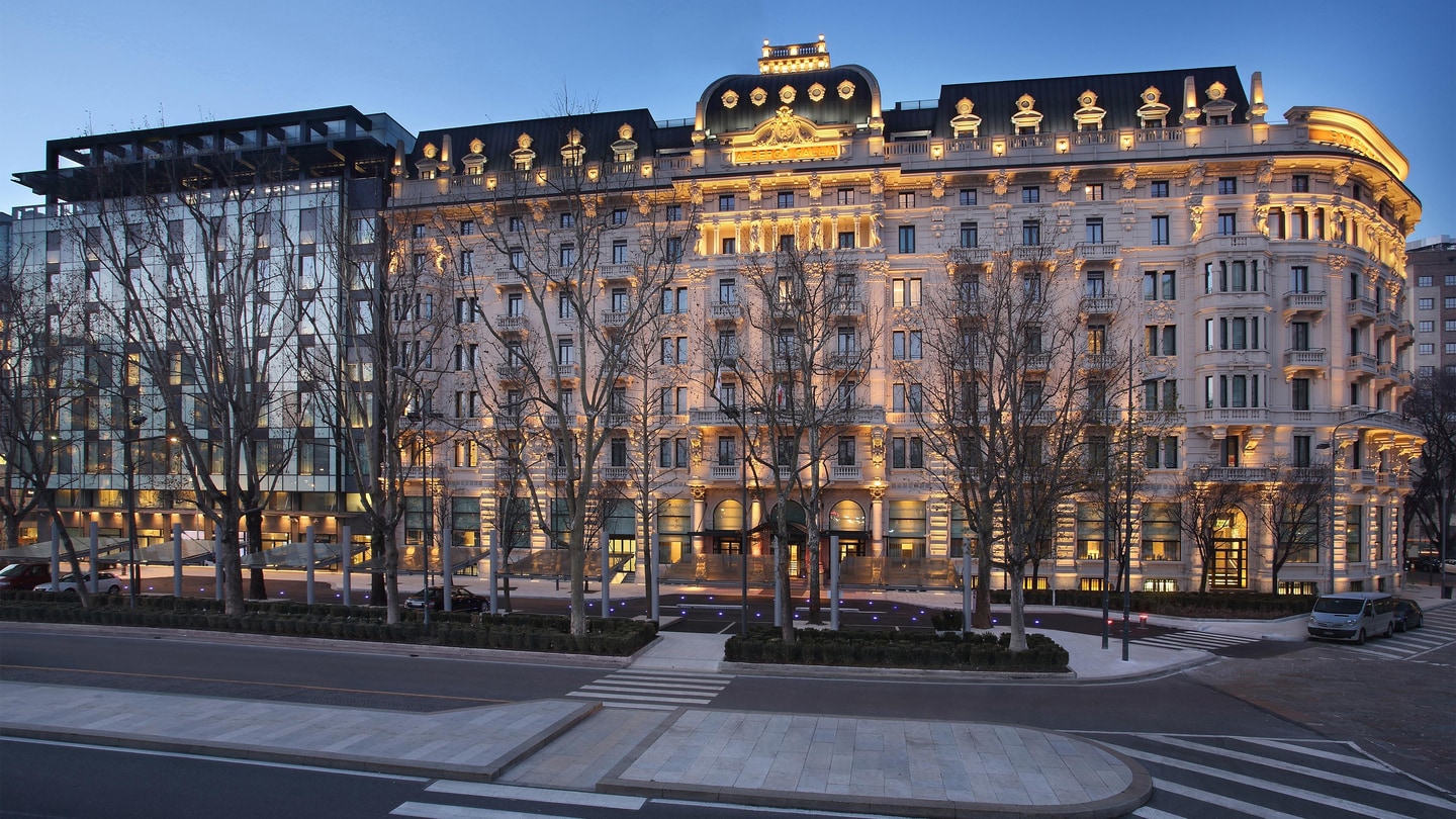 Luxury Hotels Resorts In Milan Excelsior Hotel Gallia A