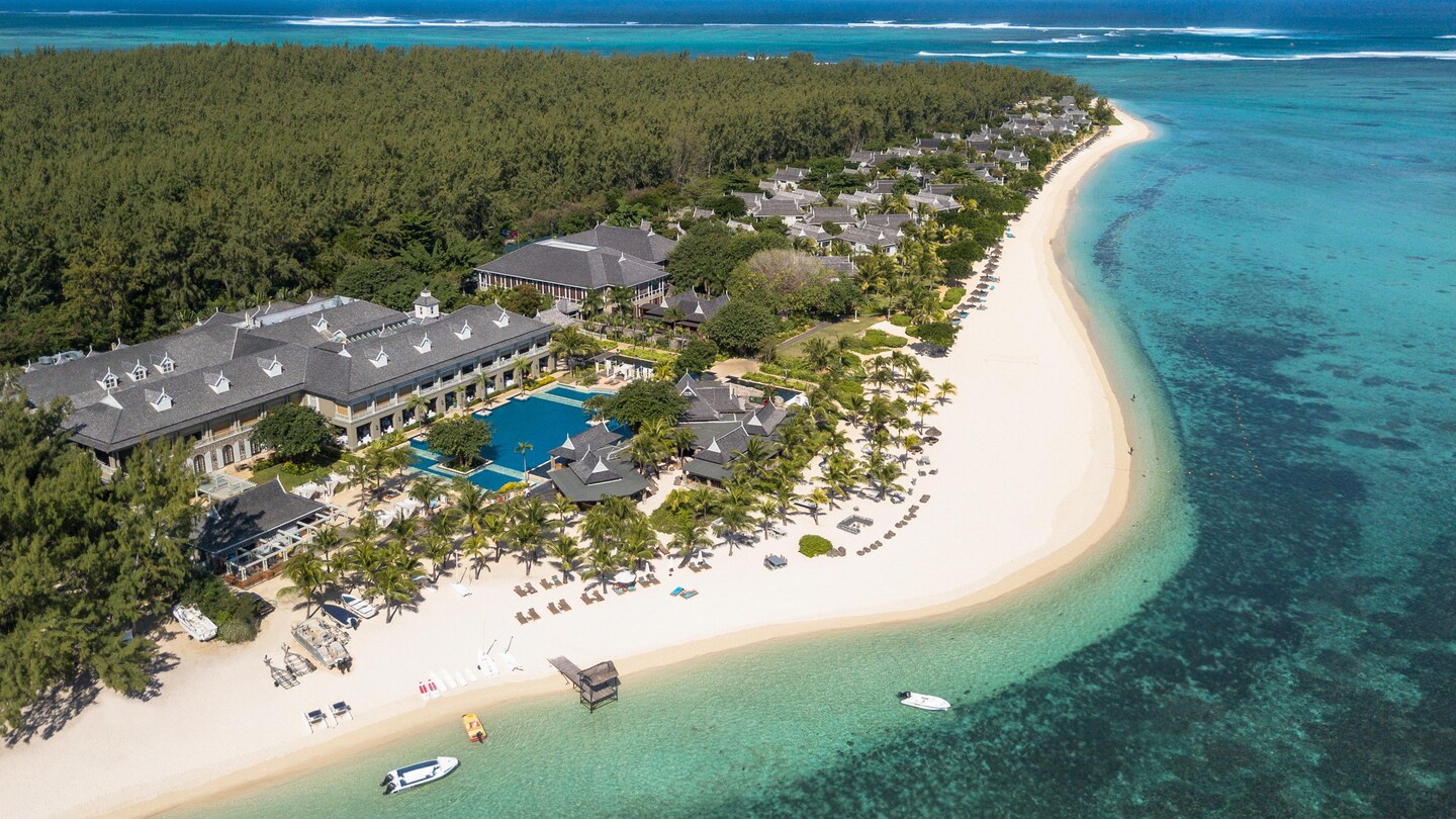 5-Star Luxury Hotel in Mauritius | The St. Regis Mauritius Resort