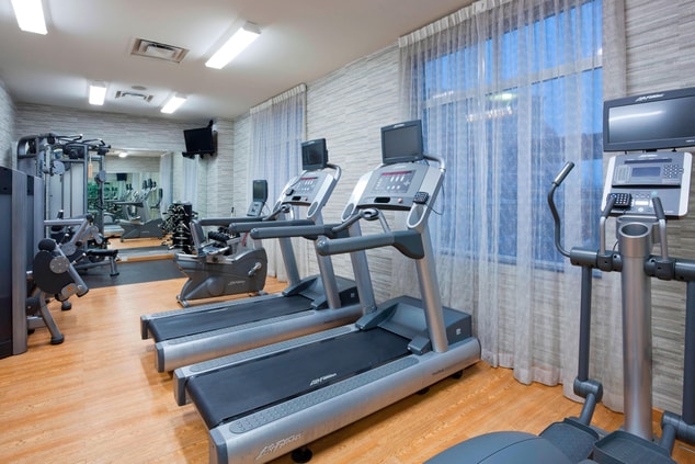 Maple Grove, MN Hotel Fitness Room