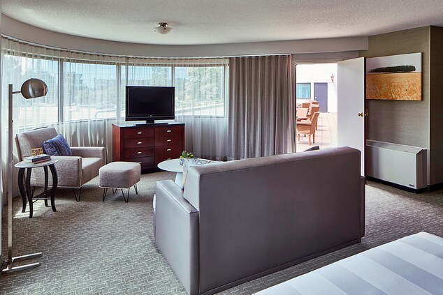 King Suite with Balcony Seating Area