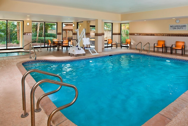 Covington Hotel Pool