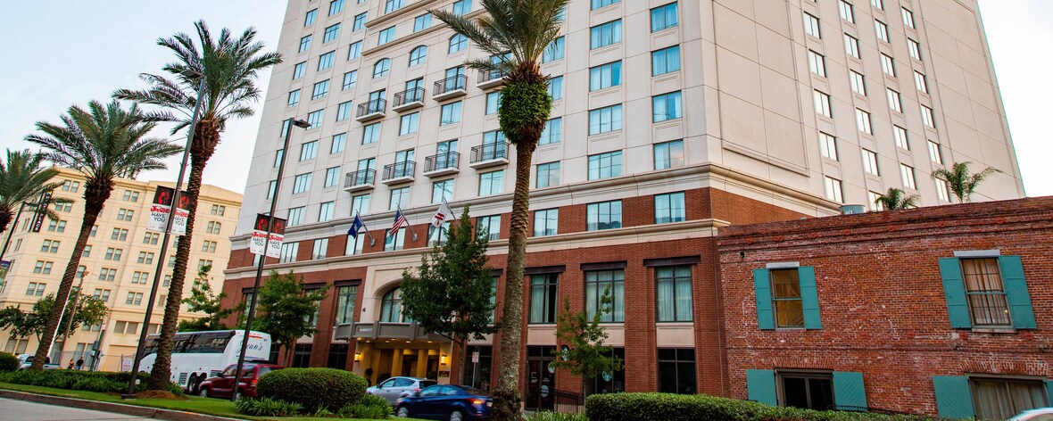 Downtown Hotel Near New Orleans Ernest Morial Convention Center | Marriott