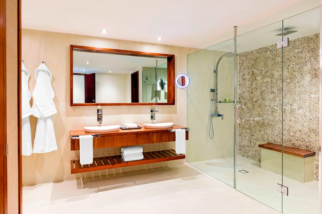 Westin Renewal Spa Suite - Bathroom