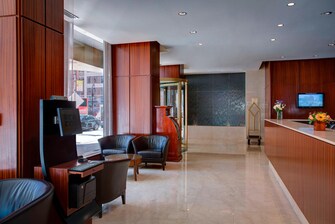 Hotel Lobby in Midtown Manhattan
