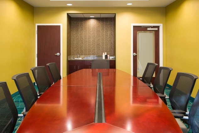 SpringHill Suites Council Bluffs Boardroom