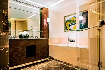 Makassar Suite - Bathroom