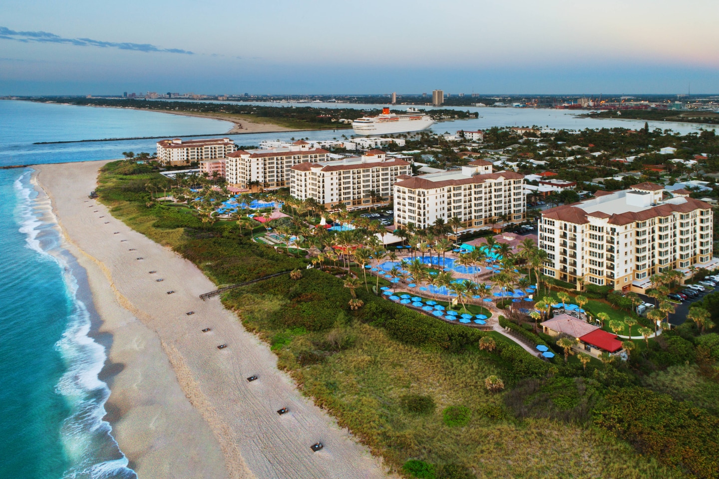 Best Marriott Beach Hotels & Resorts in Florida For Your Marriott Free Night Certificates