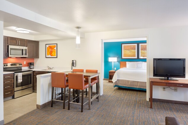 Marriott in Hillsboro OR two bedroom suite