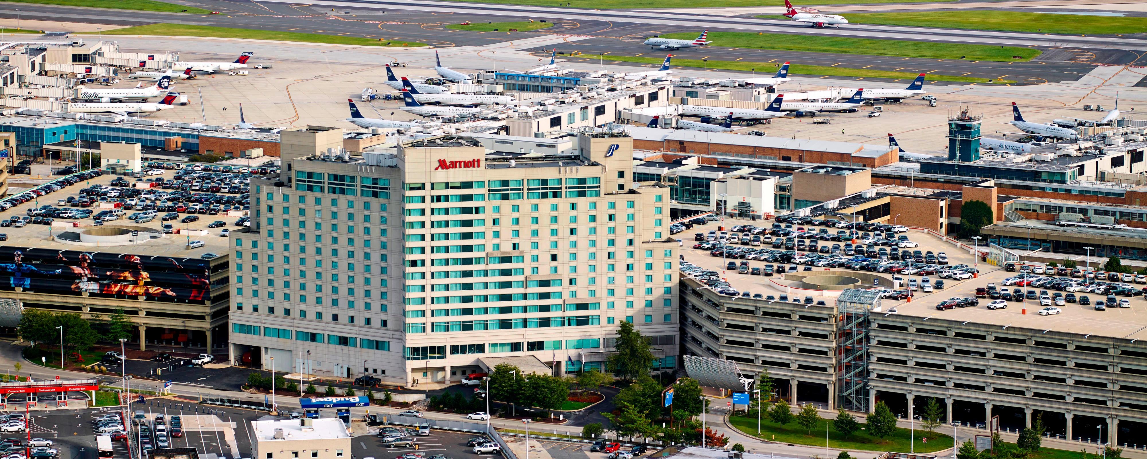 PHL Airport Hotels | Philadelphia Airport Marriott