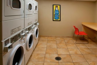 hotel laundry room in pensacola