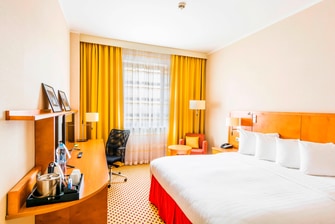Pilsen hotel guestroom features