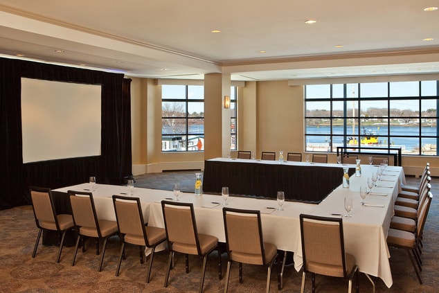 Harbor s Edge Room - set for U-Shaped Meeting