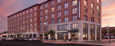 Courtyard Portland Downtown/Waterfront