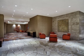 Lobby y salas de reunión