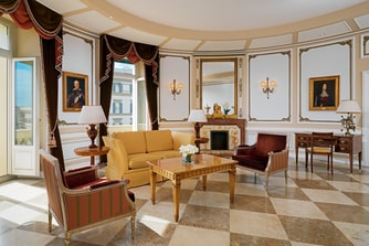 Veneto Suite - Living Room