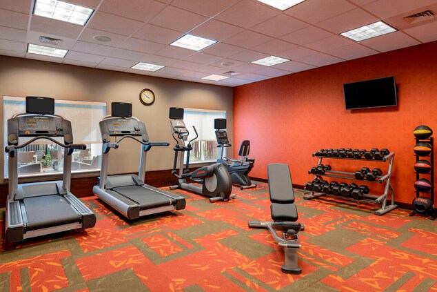 hotel fitness center in fort myers