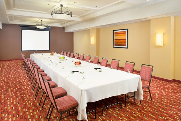 Ivy Meeting Room – Conference Setup
