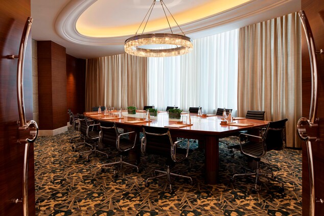 Shanghai business hotel boardroom