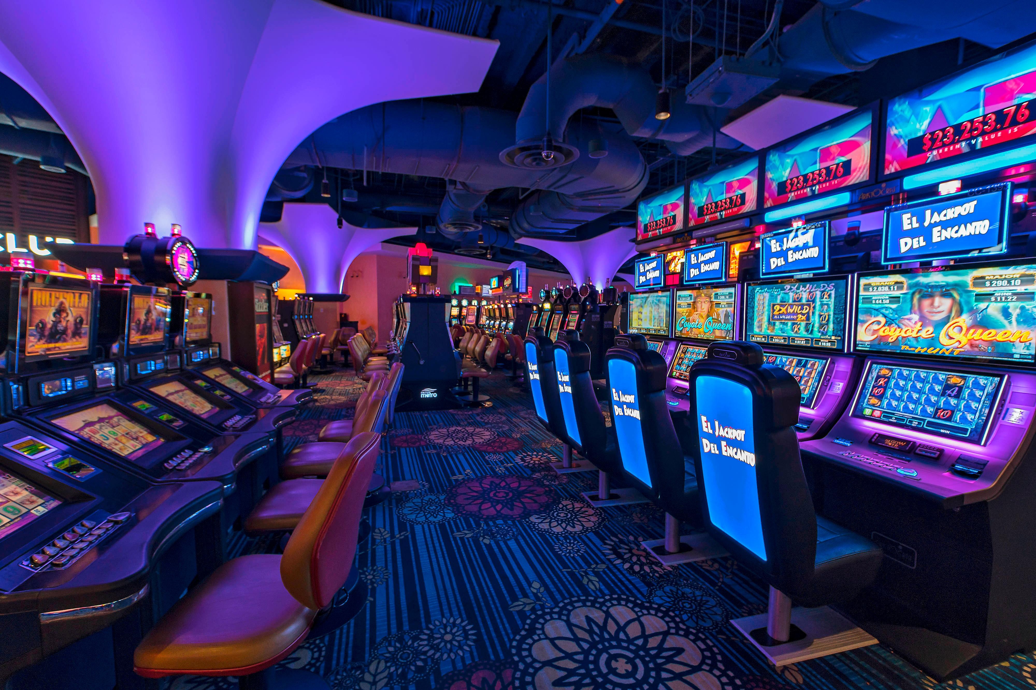 зал игровых автоматов casino land ru