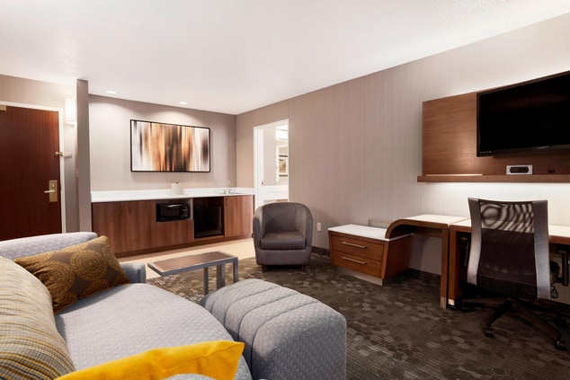 One-Bedroom King Suite Lounge-Around Sofa