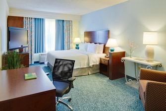 Hotel in Sarasota guest room