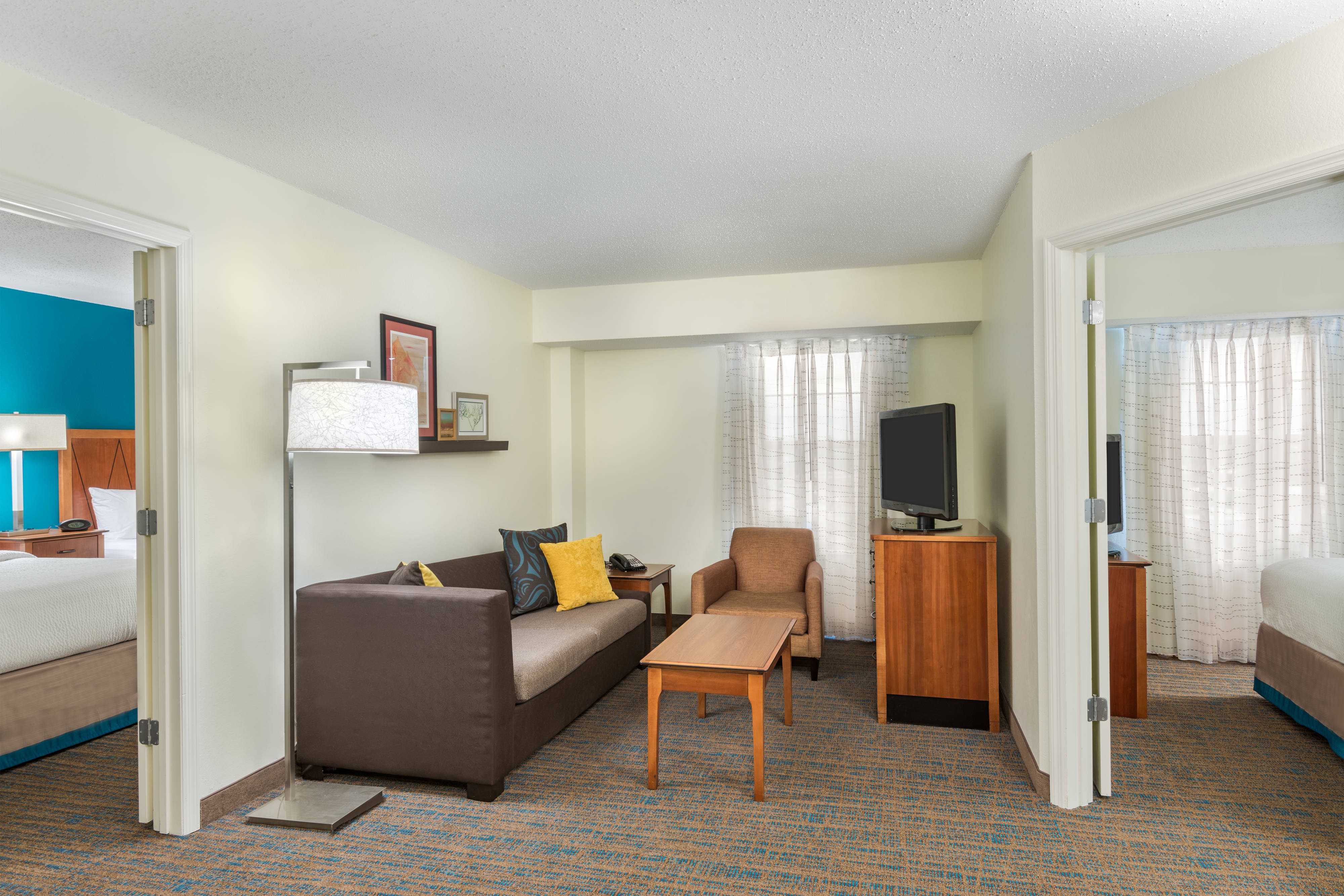 Hotel Rooms & Amenities | Residence Inn St. Louis Downtown