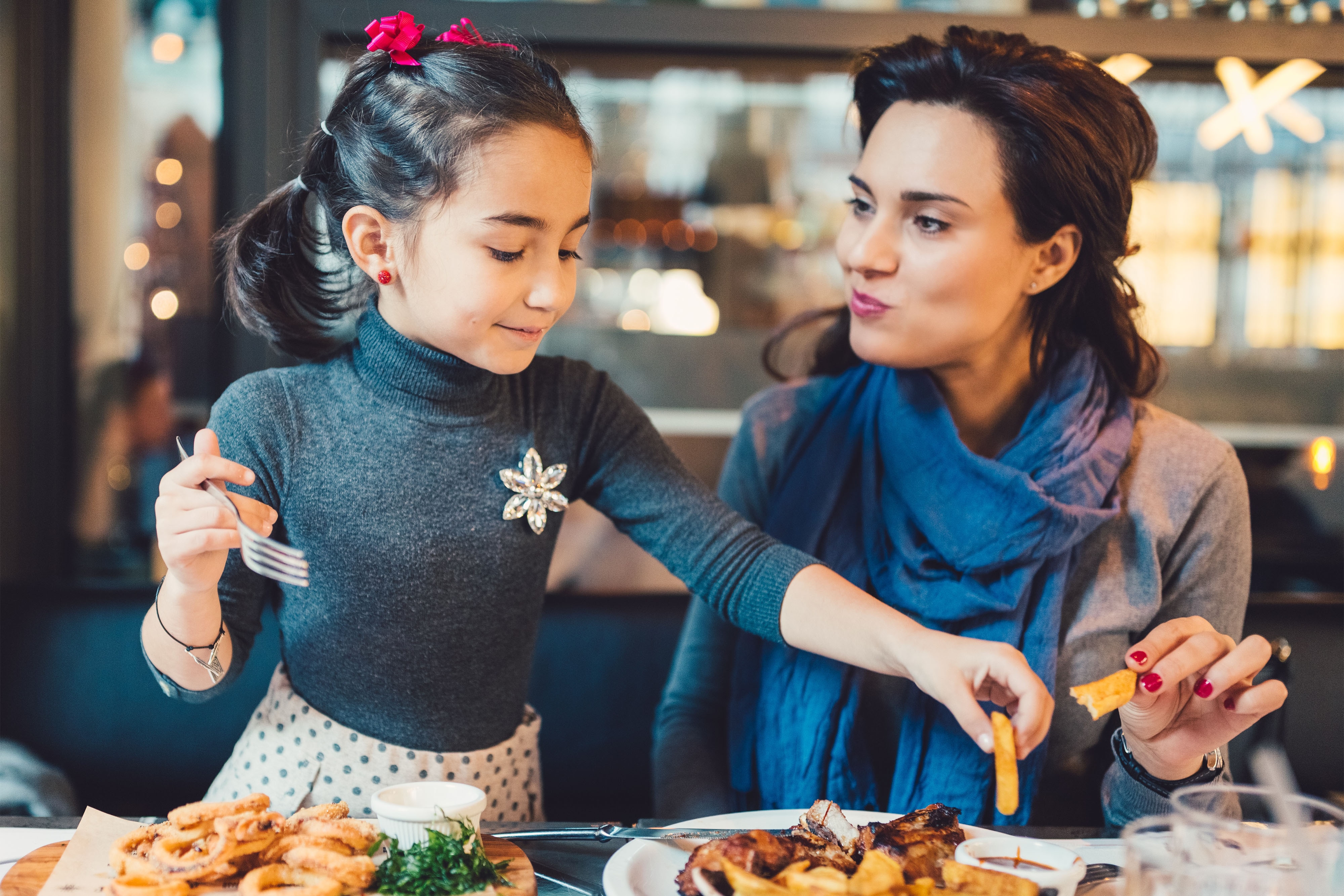 Children in restaurants