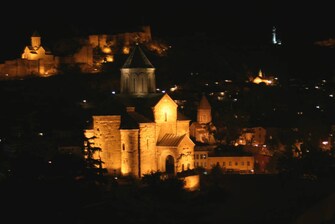 قلعة ناريكالا القديمة في تبليسي