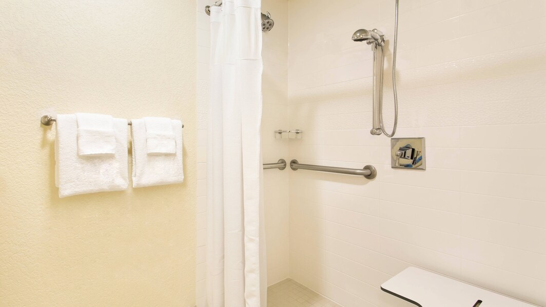 Chambres accessibles aux personnes à mobilité réduite de l'hôtel de Brandon, Floride