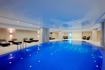 Swimming pool in Astana Marriott
