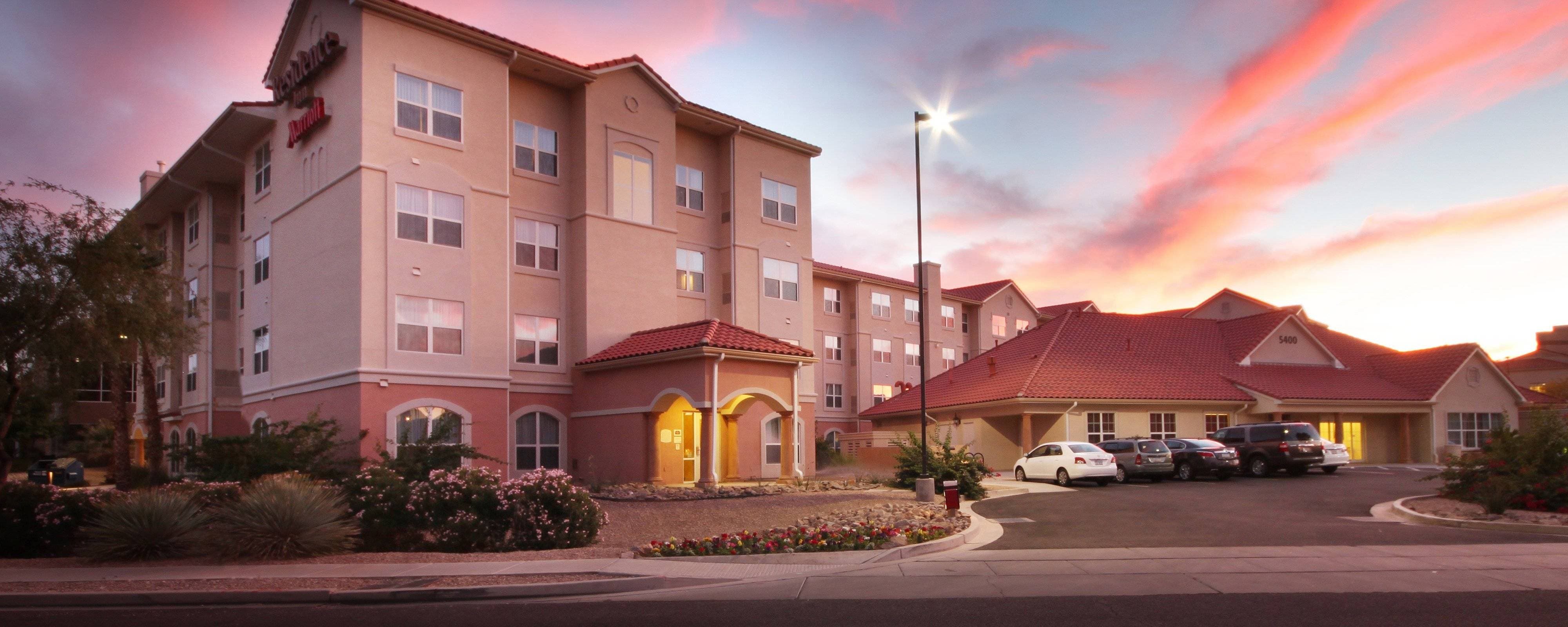 Hotel near St. Joseph Hospital, Tucson, AZ | Residence Inn