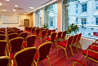 Hotel de Bourgtheroulde - Conseil Meeting Room