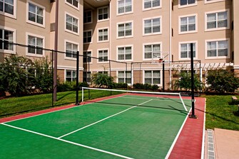 Greenbelt Maryland hotel sport court