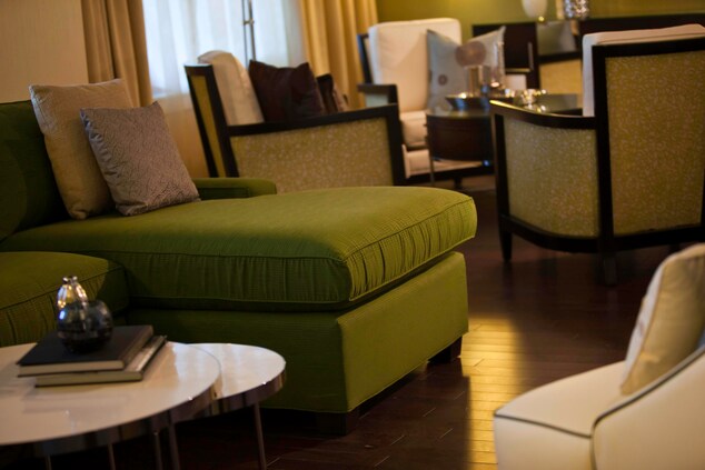 Downtown Arlington hotel hospitality suite