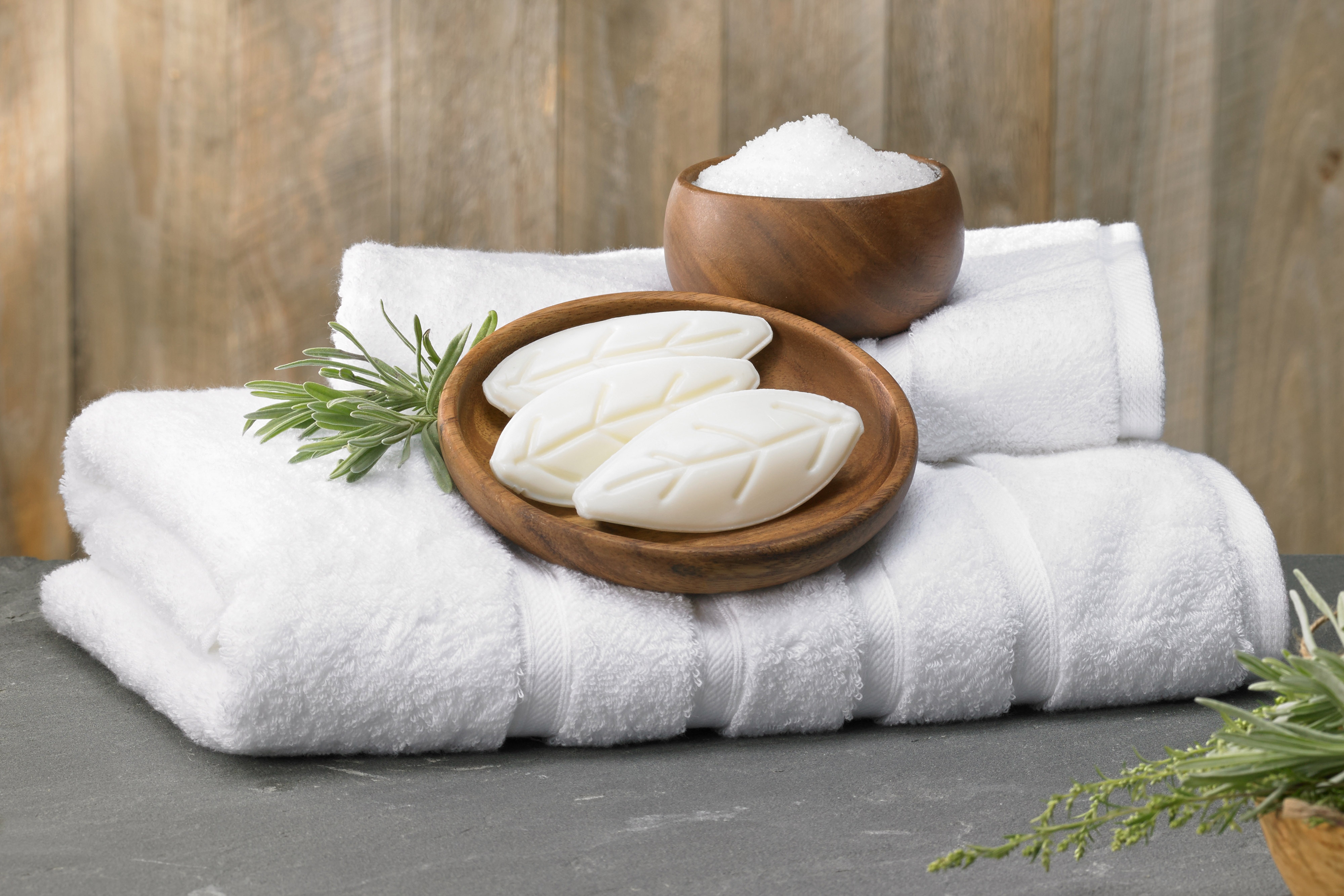 White Tea Heavenly Bath Amenities: Soap – Retail Product Shot