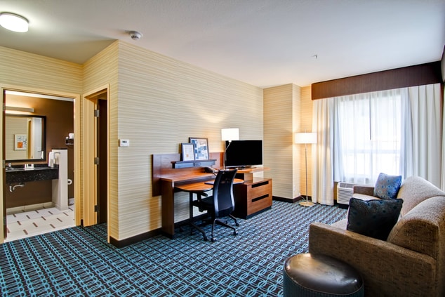 Fairfield Kamloops Hotel King Suite