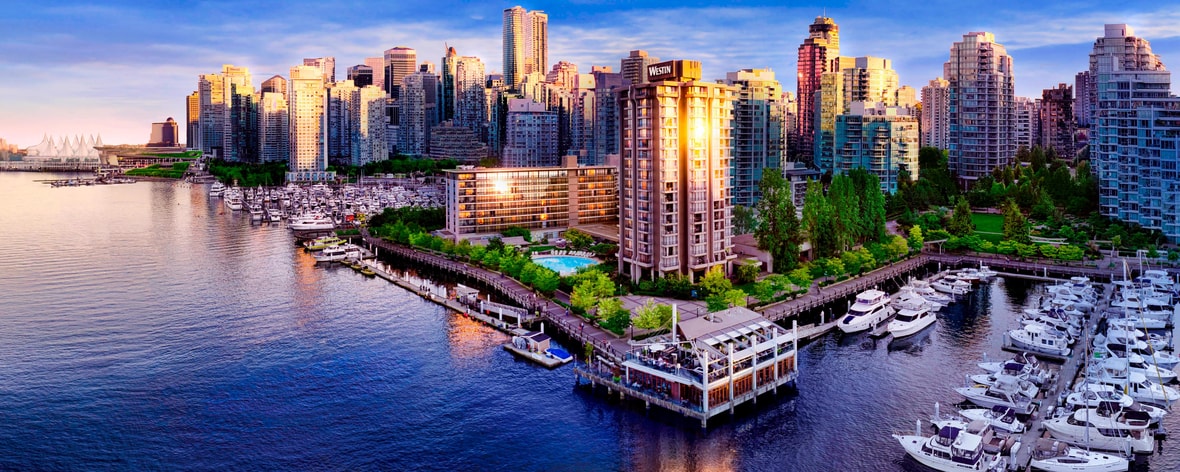 Vista externa do The Westin Bayshore Vancouver
