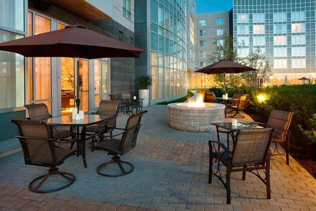 Outdoor Terrace and Fire Pit