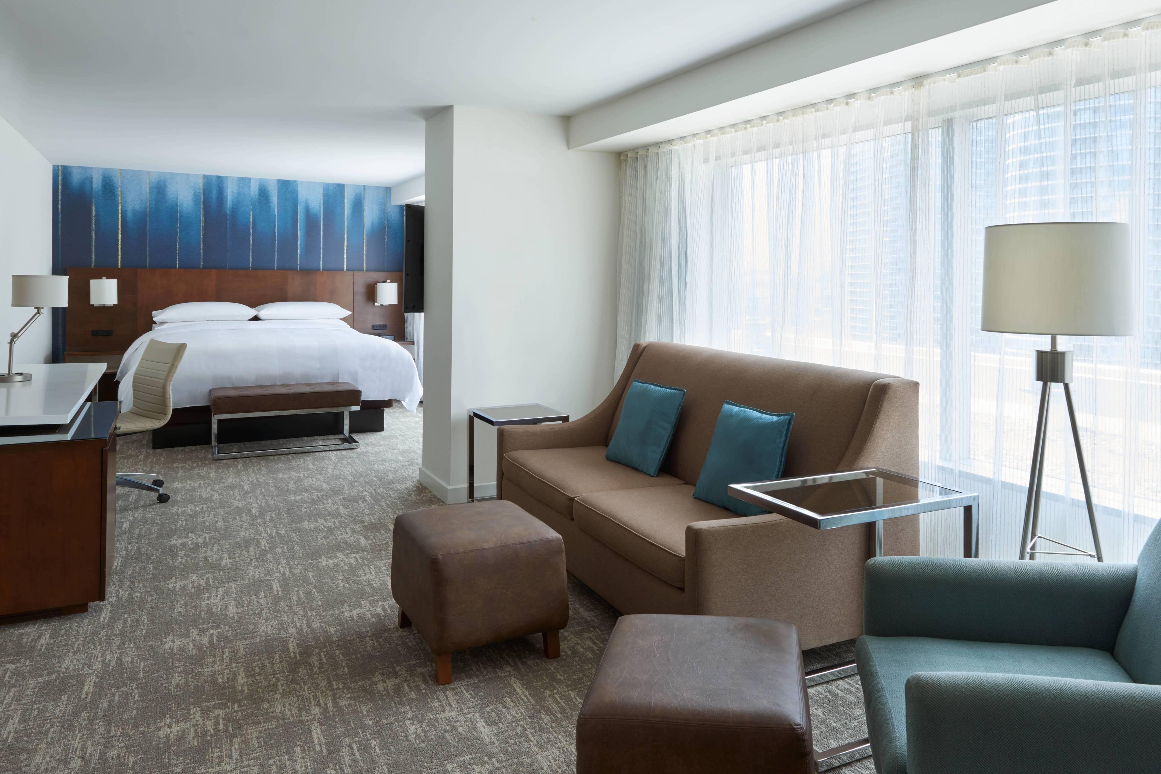 Rogers Centre Hotel Room Accommodations Toronto Marriott City